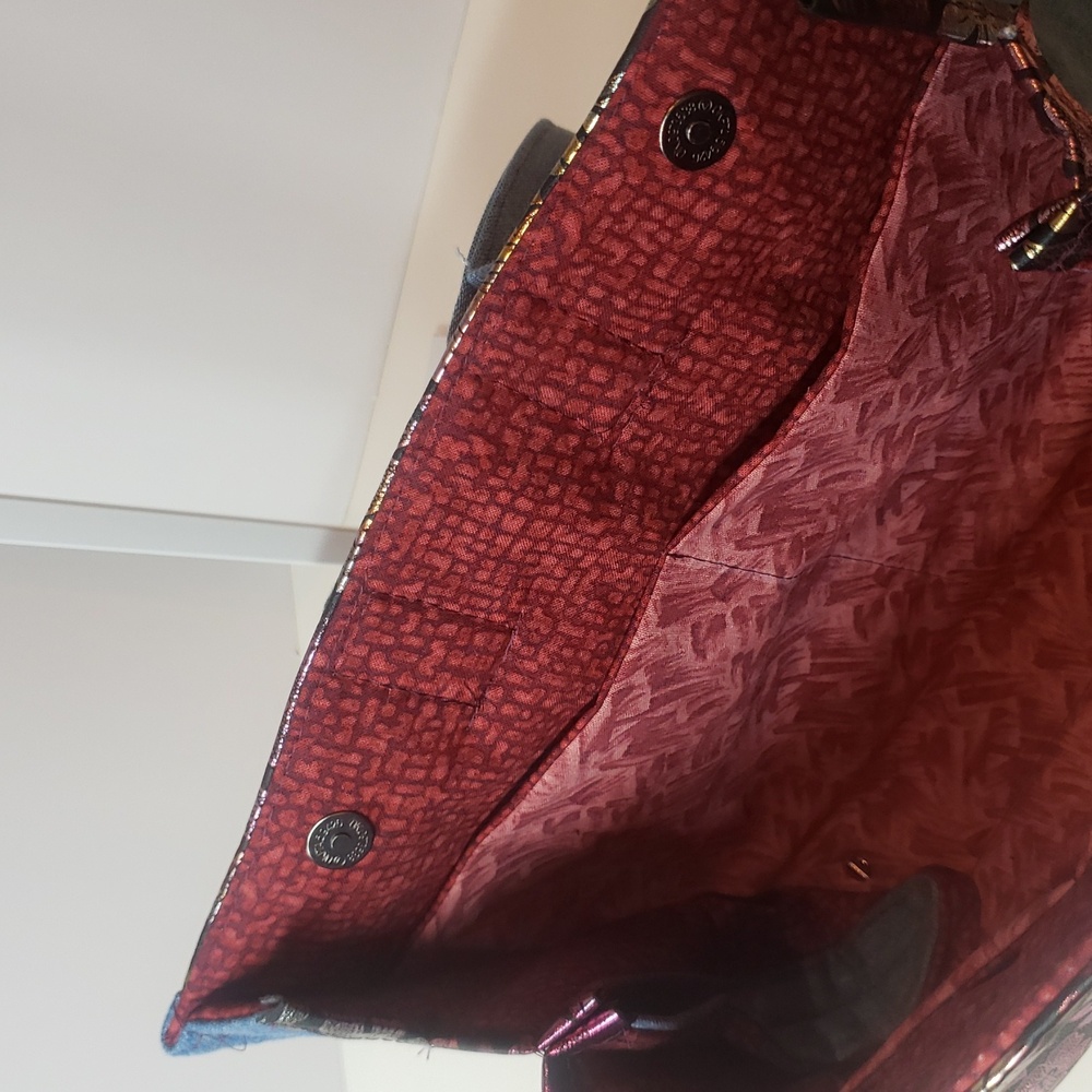 Handmade Handbag - Picture 4 of 9